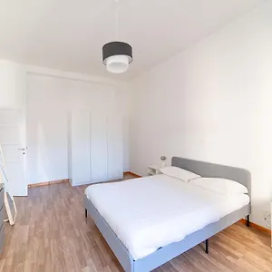 Hbhall Residenze Darsena , Milán Italia
