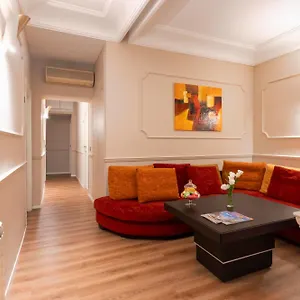 https://hotel-magic-rome.it-romehotels.com